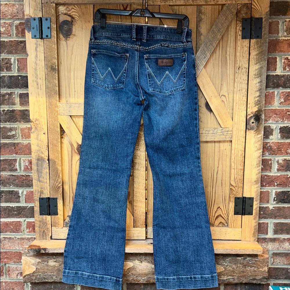 WRANGLER RETRO WOMENS DARK WASH SADIE LOW RISE FLARE/BOOT CUT JEANS NWOT - Picture 1 of 11